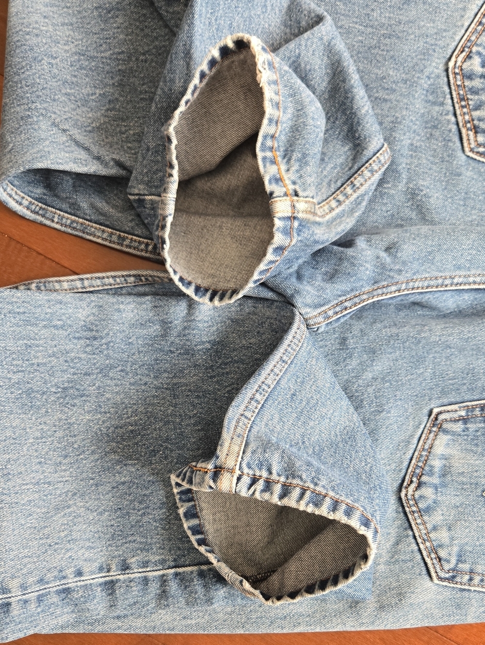 Levi Strauss 550 36x32 Made in Lesotho Blue Jeans Medium Wash. 2000s - Picture 6 of 9